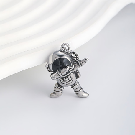 Ocelový přívěsek